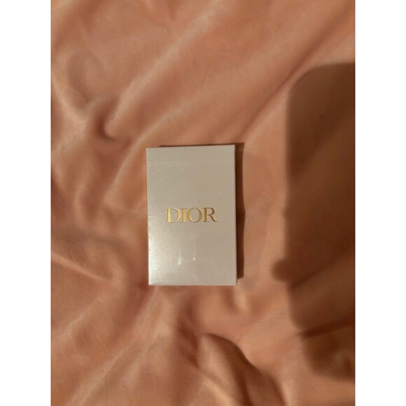Dior card game - Picture 2 of 3